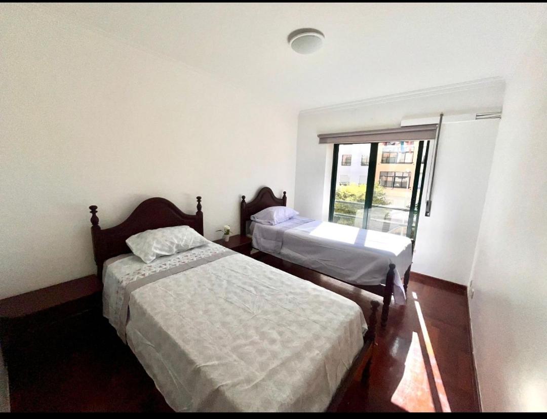 شقة Quarto Boa Localizacao Com Cozinha E Casa De Banho كاباريكا المظهر الخارجي الصورة