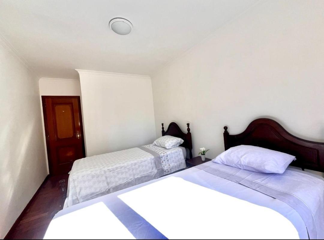 شقة Quarto Boa Localizacao Com Cozinha E Casa De Banho كاباريكا المظهر الخارجي الصورة