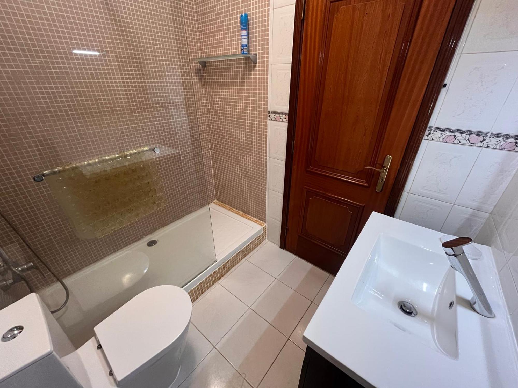 شقة Quarto Boa Localizacao Com Cozinha E Casa De Banho كاباريكا المظهر الخارجي الصورة