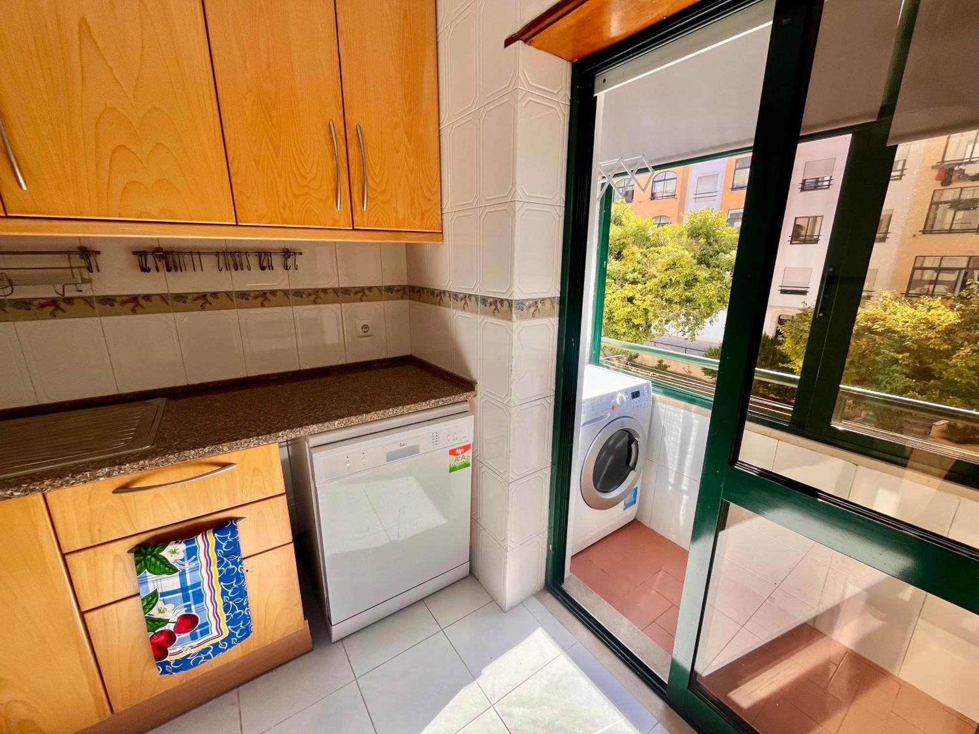 شقة Quarto Boa Localizacao Com Cozinha E Casa De Banho كاباريكا المظهر الخارجي الصورة